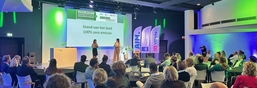 Opdrachtgevers en vervoerders fanatiek aan de slag tijdens congres Duurzaam Aanbesteden Doelgroepenvervoer Opdrachtgevers en vervoerders fanatiek aan de slag tijdens congres Duurzaam Aanbesteden Doelgroepenvervoer